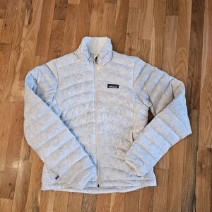 Patagonia Cream/white Down Jacket